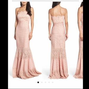 Tadashi Shoji Strapless Lace Inset Pintuck Jersey Gown - size Small.